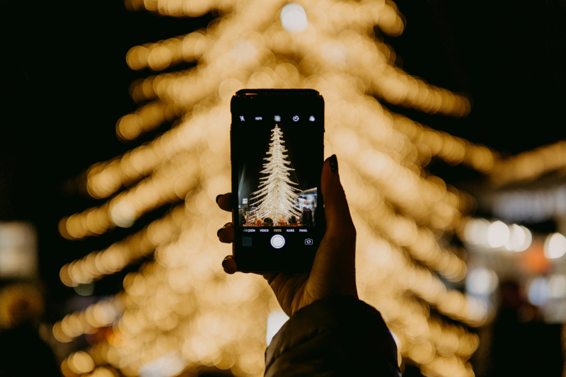 Let your light shine: Rideau Lakes glows with holiday spirit